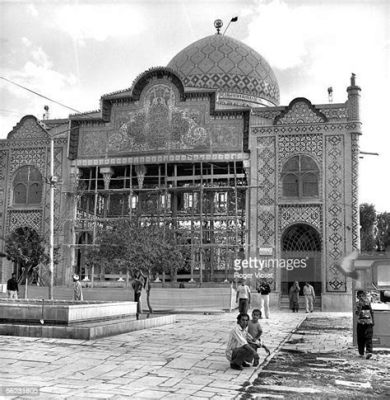  Shahzadeh Hussein Mausoleum:  Khải hoàn của nghệ thuật Seljuk và một giấc mơ về Shiraz!